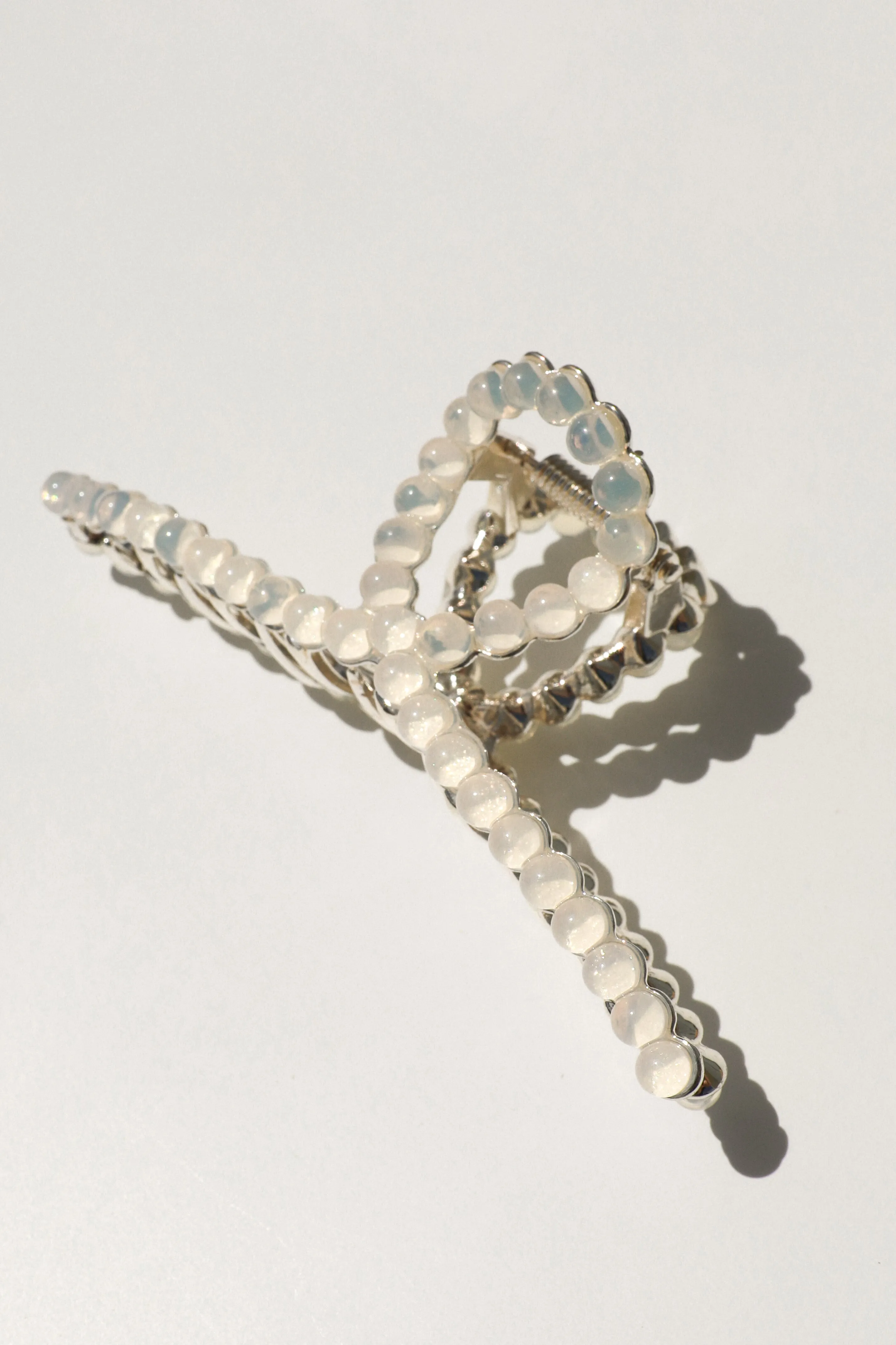 Glitter Pearl Loop Hair Claw Clip