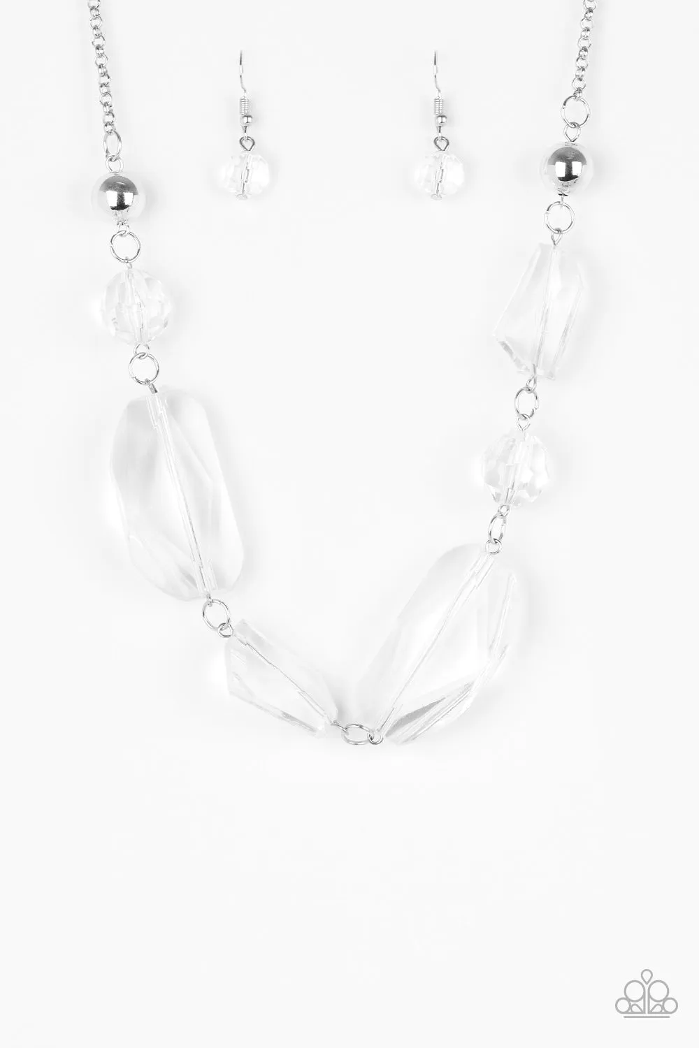 Paparazzi Accessories  - Luminous Luminary #N303 Peg - White Necklace