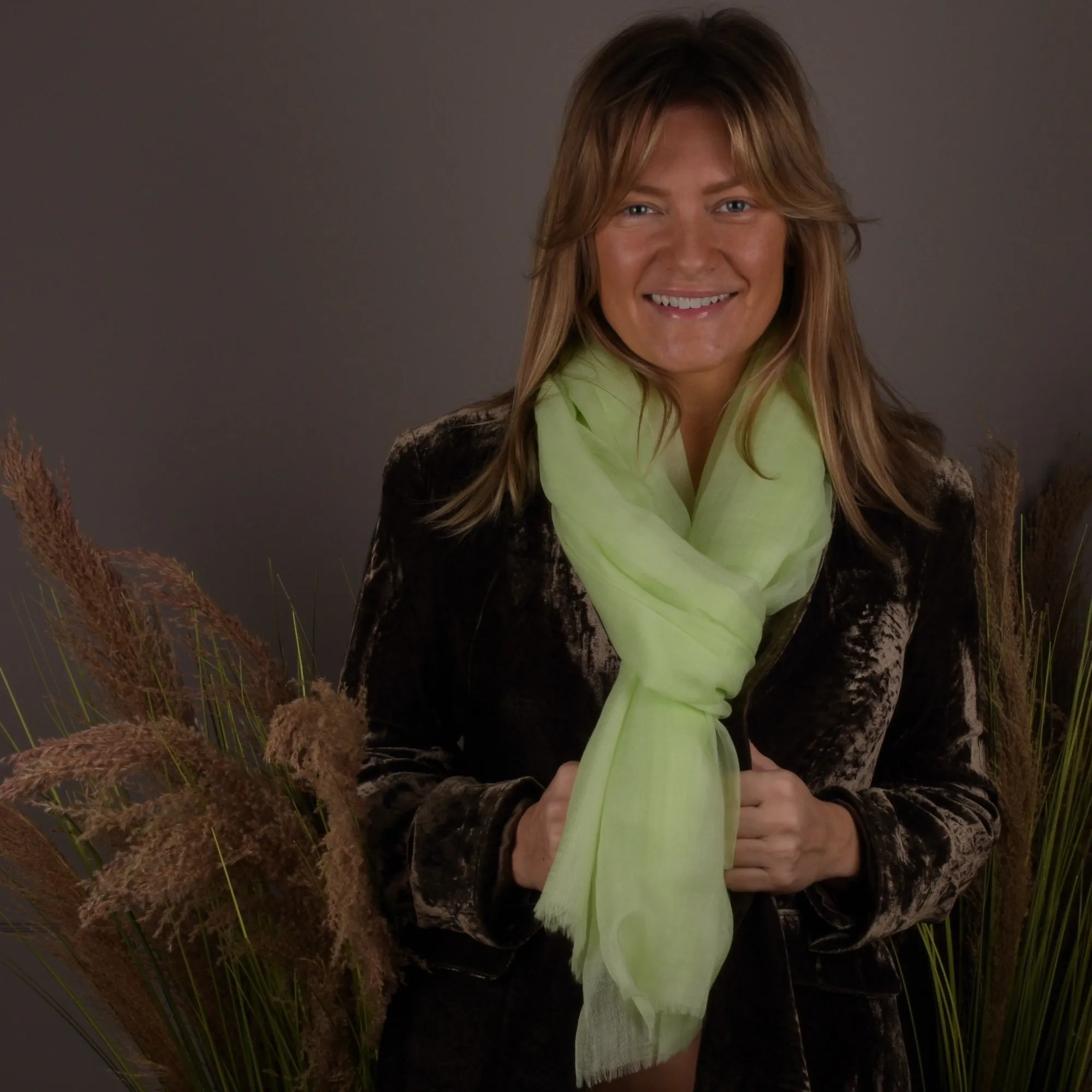 PURA Scarf Apple 100% Organic Cashmere