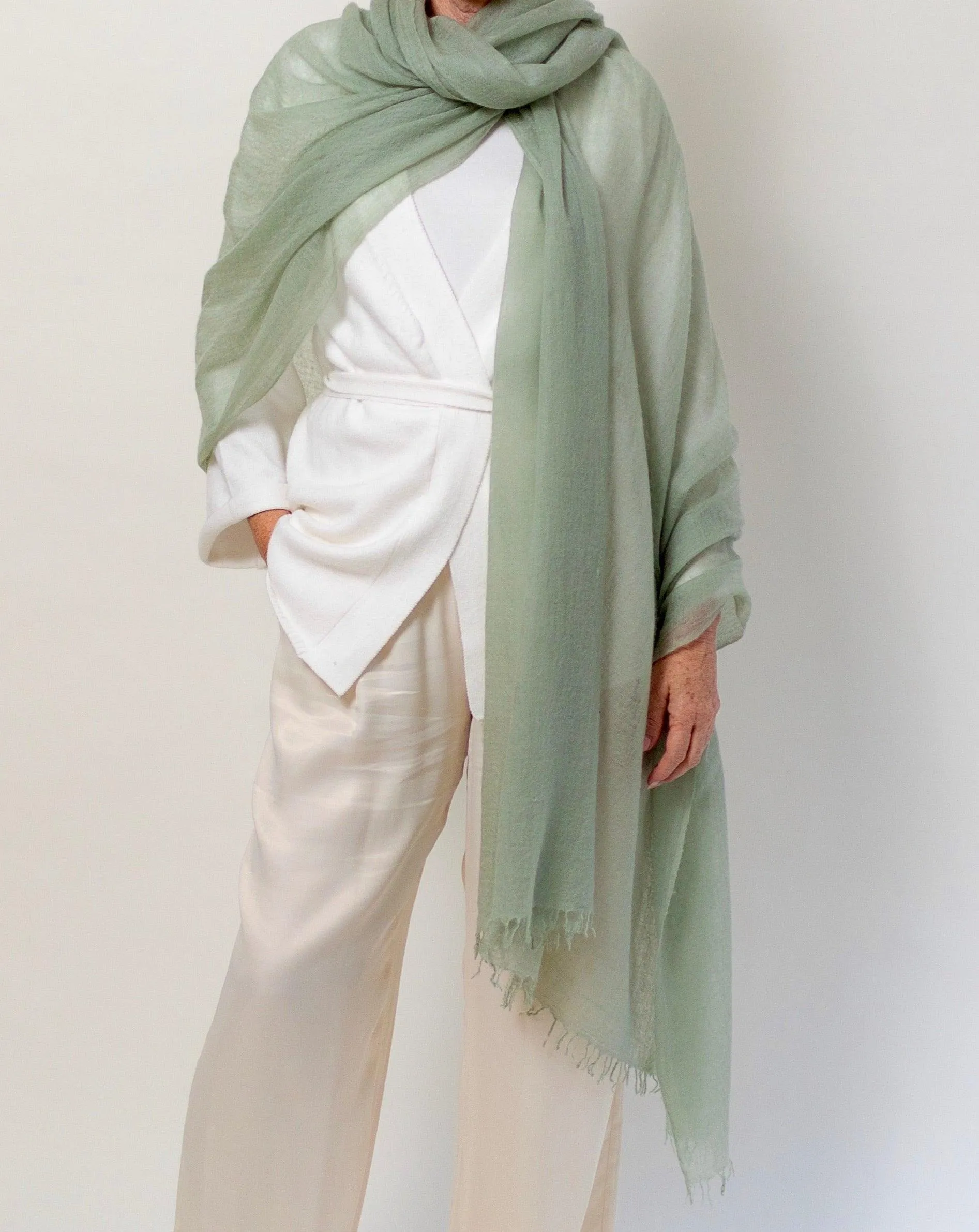 PURE CASHMERE WRAP CELADON